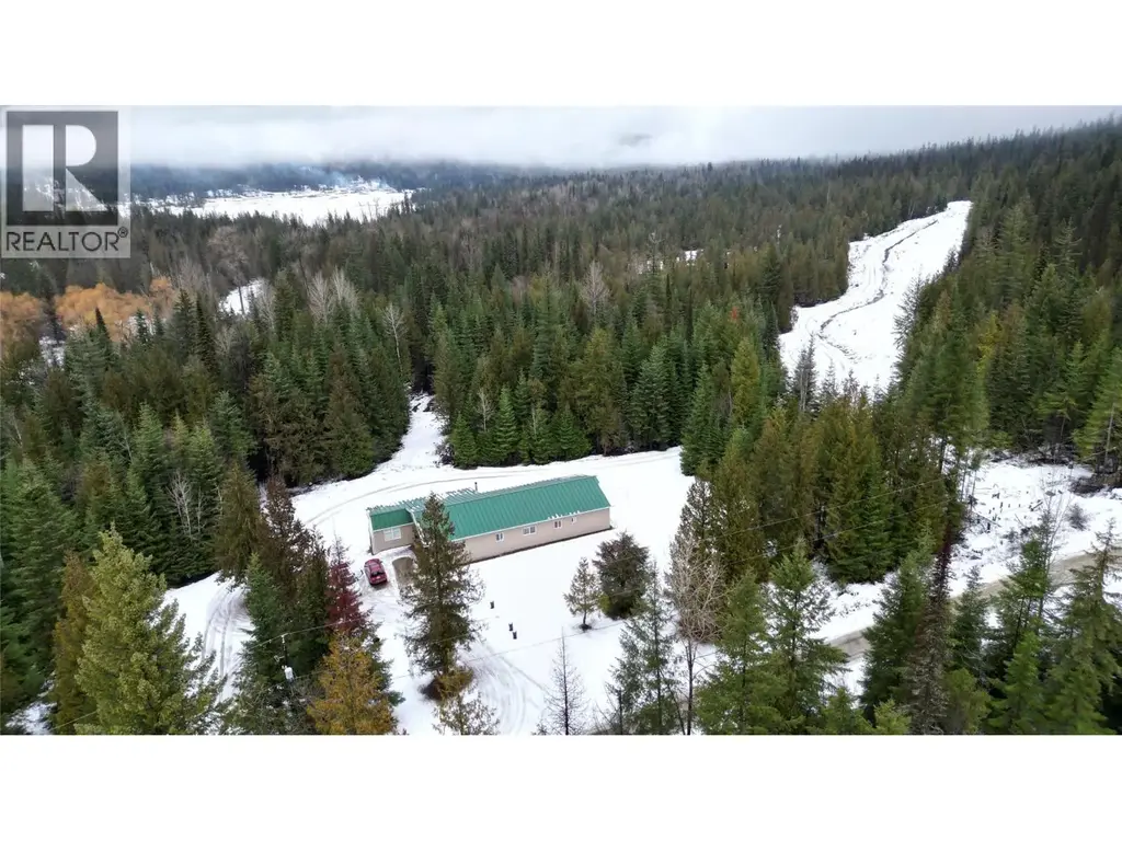 1925 Mcdaniels Road, Castlegar